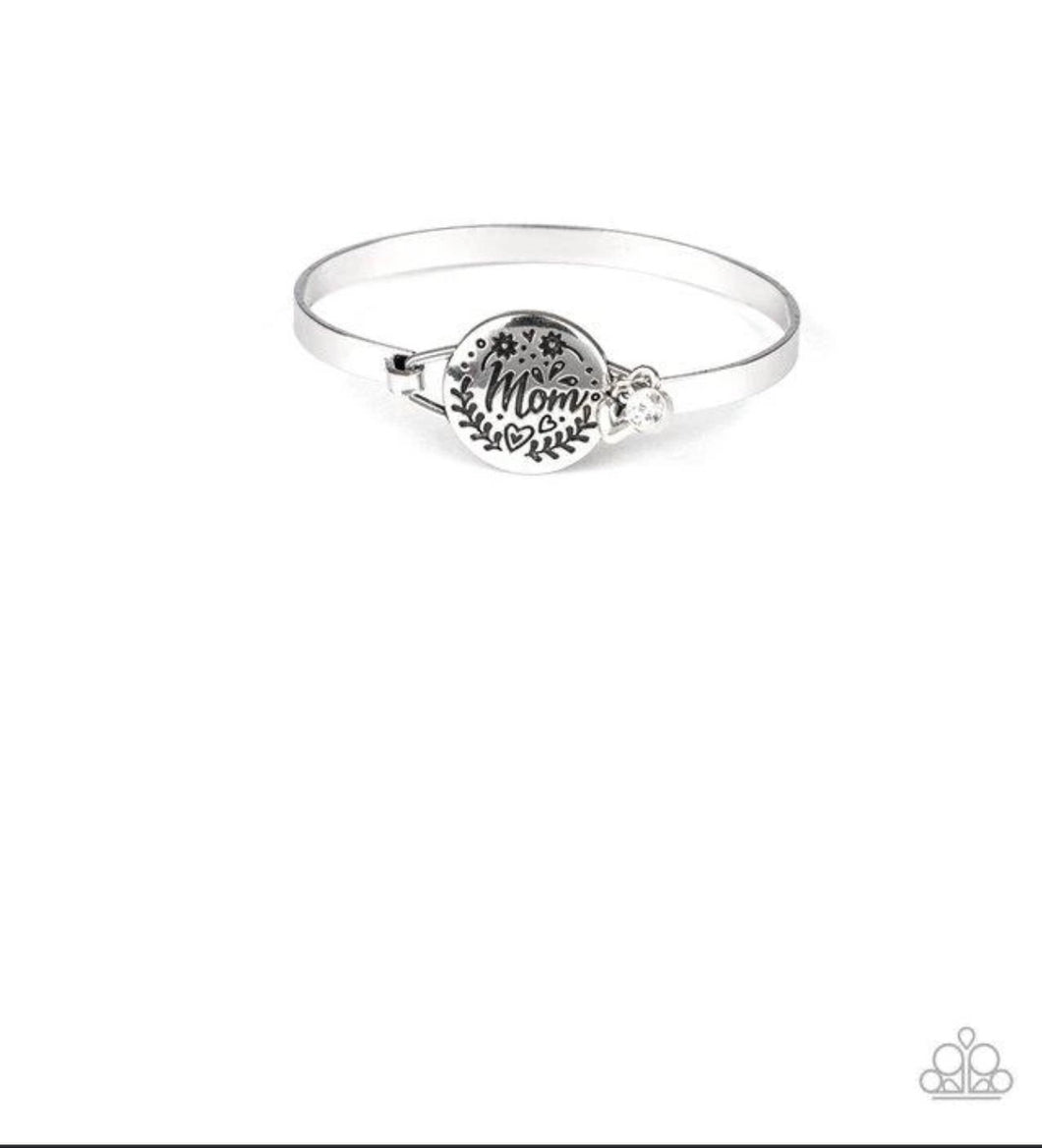 Mom bracelet