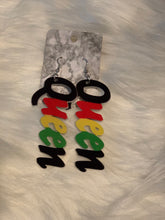 Load image into Gallery viewer, Queen Wood earrings
