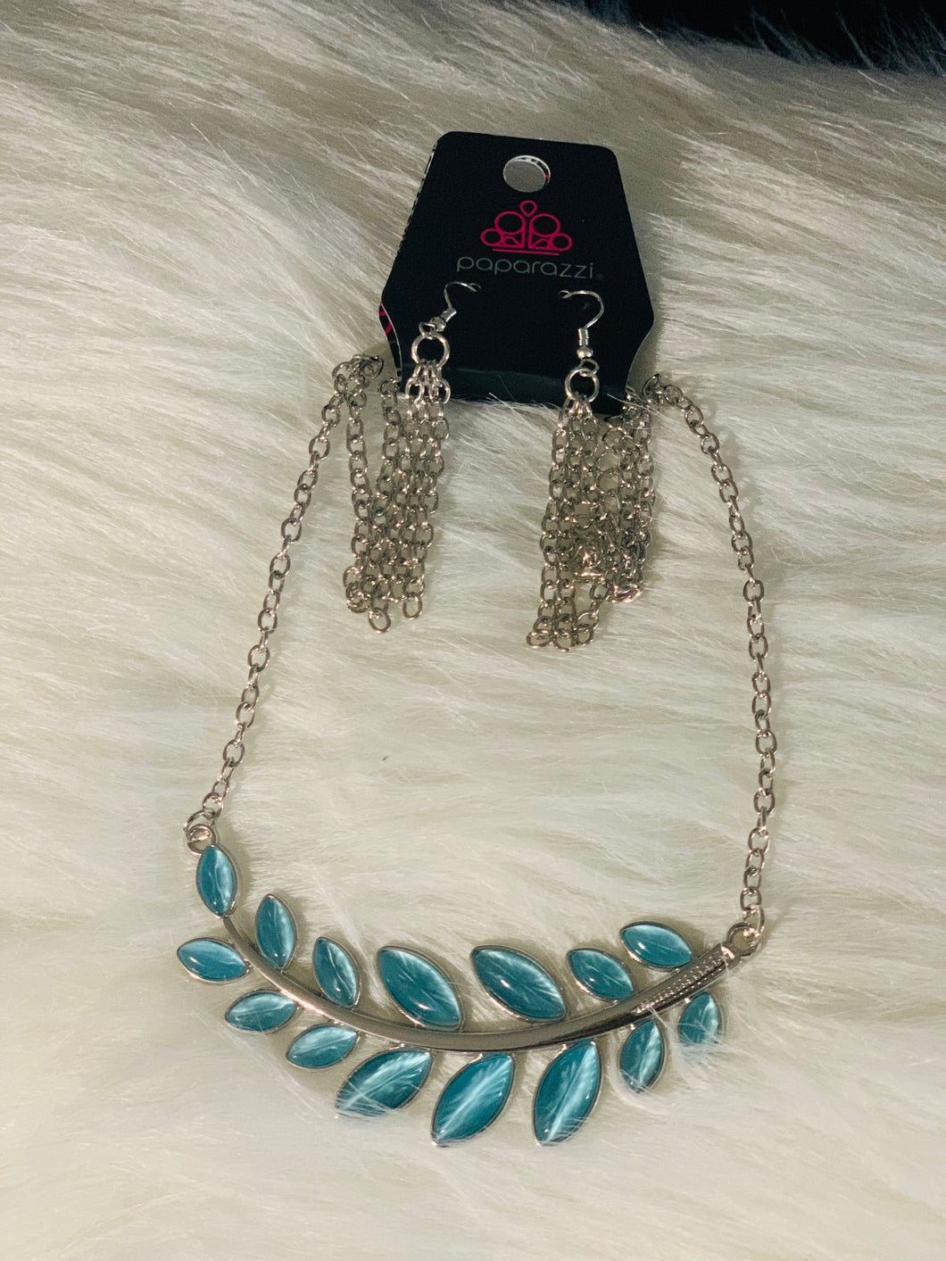 Frosted Foilage Blue